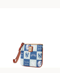 MLB Yankees Stadium Wristlet